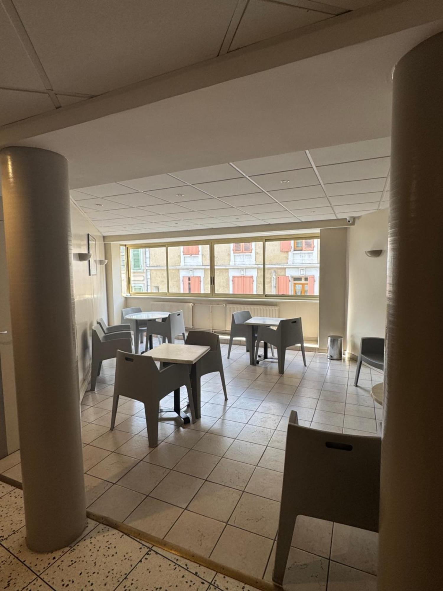 Appartement Terrasse Au Coeur De Valence 54 Zewnętrze zdjęcie